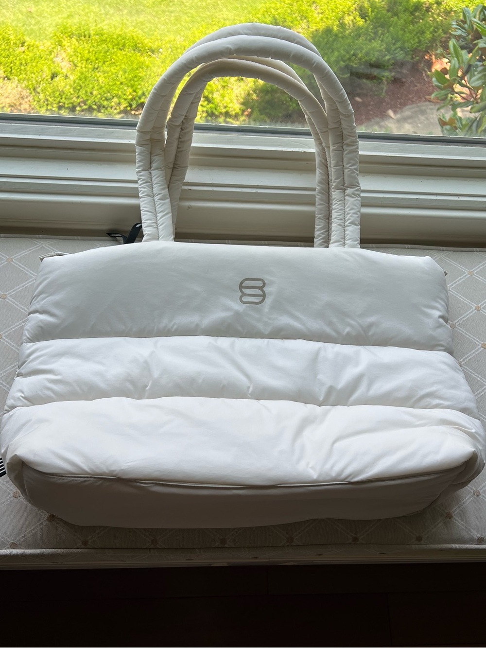 Aritzia TNA Super Puff Tote Bag white